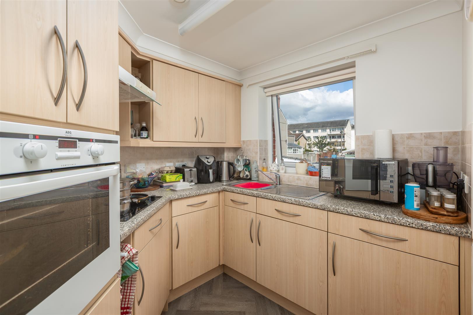 Pantygwydr Court, Sketty Road, Swansea, SA2 0AW